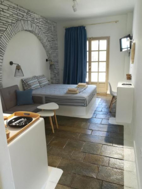 PETRA MARE SUITES